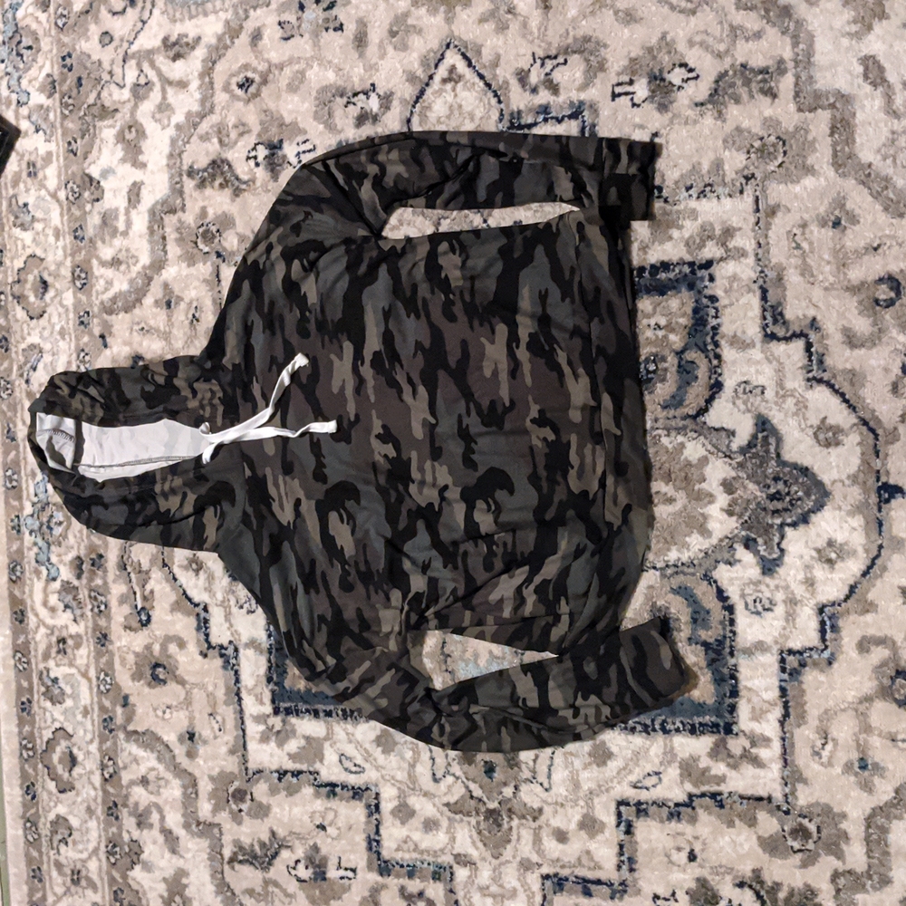Camouflage top/hoodie
